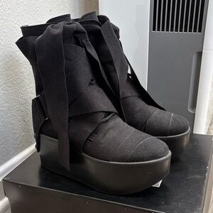 Tokyo Bopper Black Platform Lace-Up Women's Boots